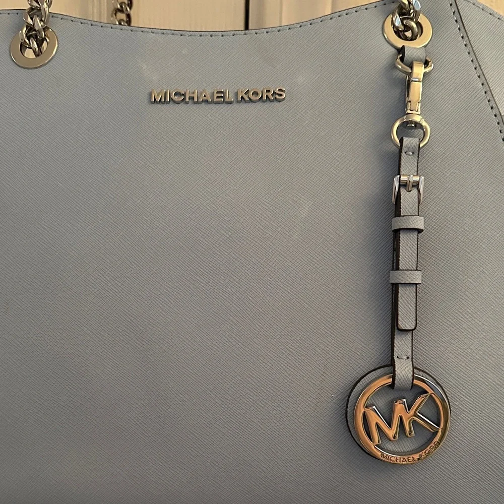 Michael Kors Sky Blue Shoulder Bag - Picture 2 of 13